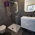 Prive Polai וילה פולה